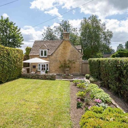 Weir Cottage Bourton-on-the-Water ภายนอก รูปภาพ