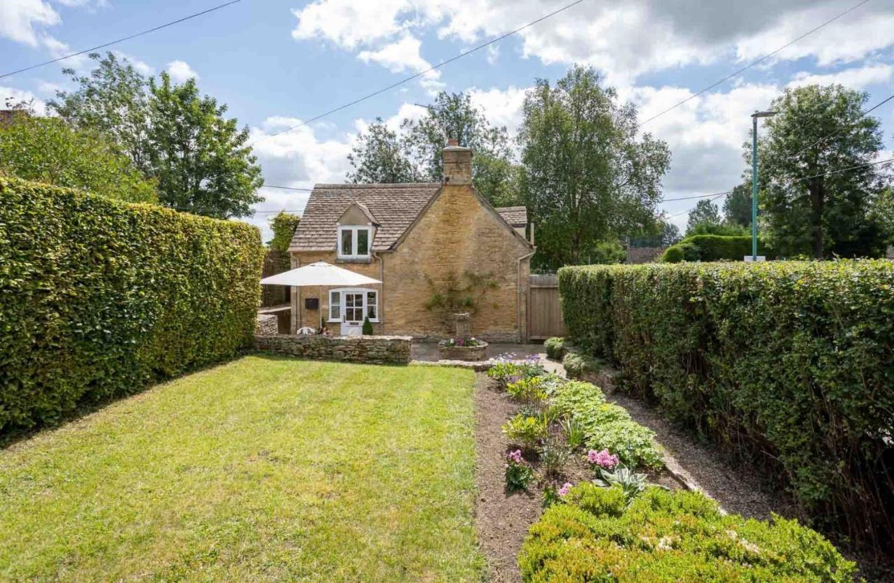 Weir Cottage Bourton-on-the-Water ภายนอก รูปภาพ